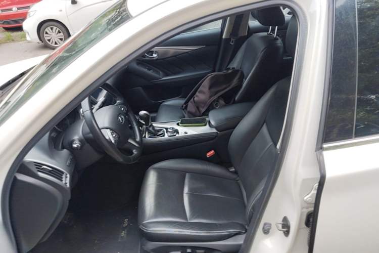 Used Infiniti Q50L 2015 2.0T Enjoyment Edition Left Front Seat
