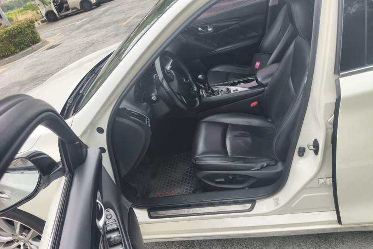 Used Infiniti Q50L 2015 2.0T Enjoyment Edition Left Front Seat