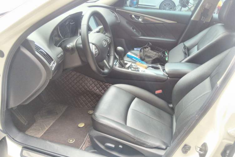 Used Infiniti Q50L 2015 2.0T Comfort Edition Left Front Seat