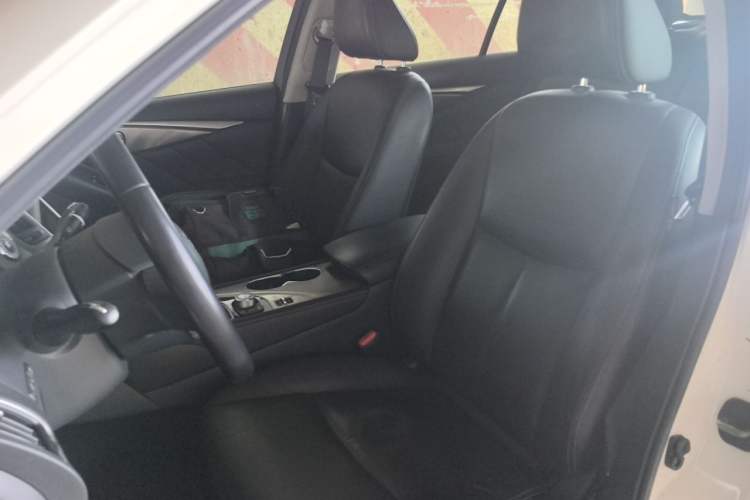 Used Infiniti Q50L 2015 2.0T Enjoyment Edition Left Front Seat