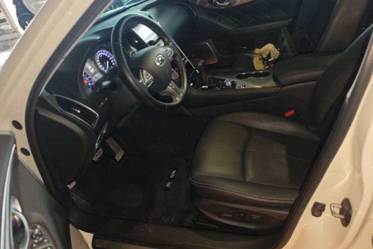 Used Infiniti Q50L 2015 2.0T Enjoyment Edition Left Front Seat
