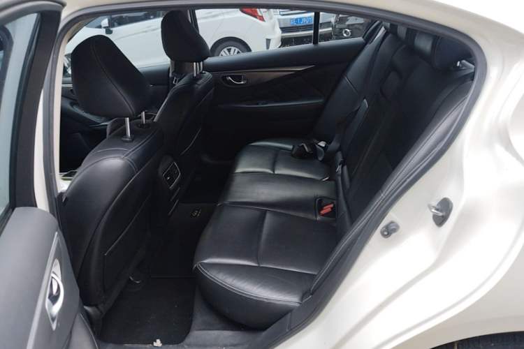 Used Infiniti Q50L 2015 2.0T Enjoyment Edition Left Rear Seat