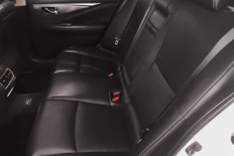 Used Infiniti Q50L 2015 2.0T Enjoyment Edition Left Rear Seat
