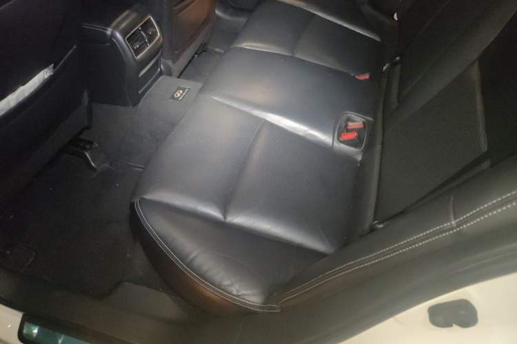 Used Infiniti Q50L 2015 2.0T Enjoyment Edition Left Rear Seat