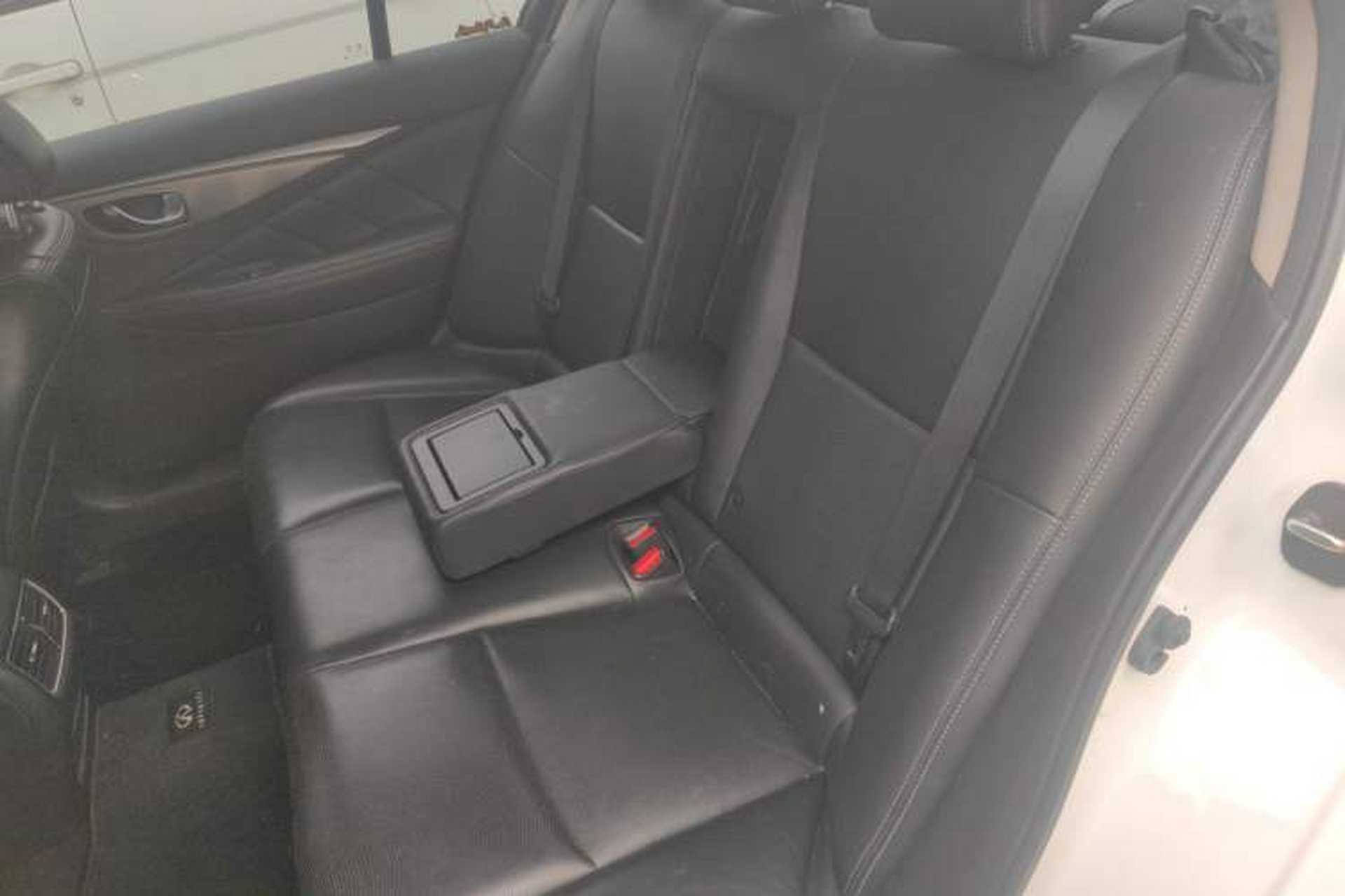Used Infiniti Q50L 2015 2.0T Enjoyment Edition Left Rear Seat