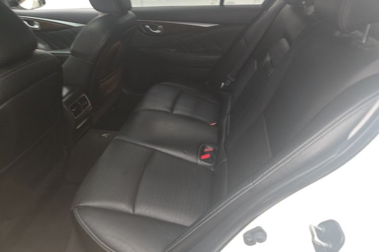 Used Infiniti Q50L 2015 2.0T Luxury Sport Edition Left Rear Seat