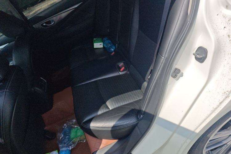 Used Infiniti Q50L 2015 2.0T Sport Edition Left Rear Seat