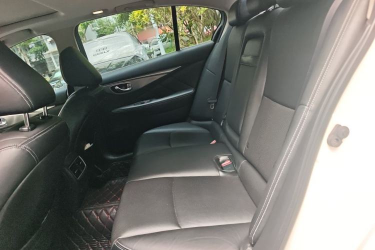 Used Infiniti Q50L 2015 2.0T Enjoyment Edition Left Rear Seat