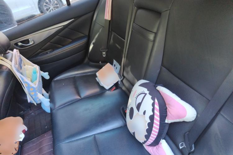 Used Infiniti Q50L 2015 2.0T Enjoyment Edition Left Rear Seat