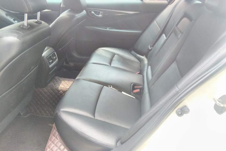 Used Infiniti Q50L 2015 2.0T Comfort Edition Left Rear Seat