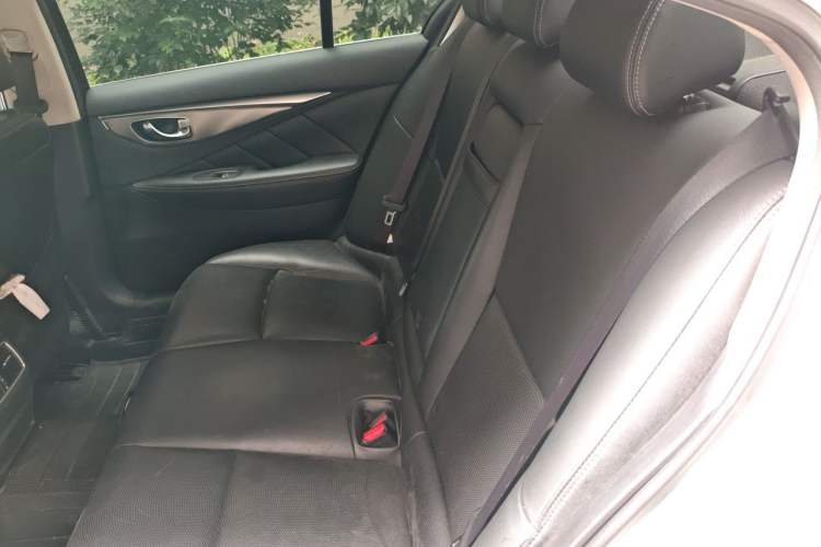 Used Infiniti Q50L 2015 2.0T Enjoyment Edition Left Rear Seat