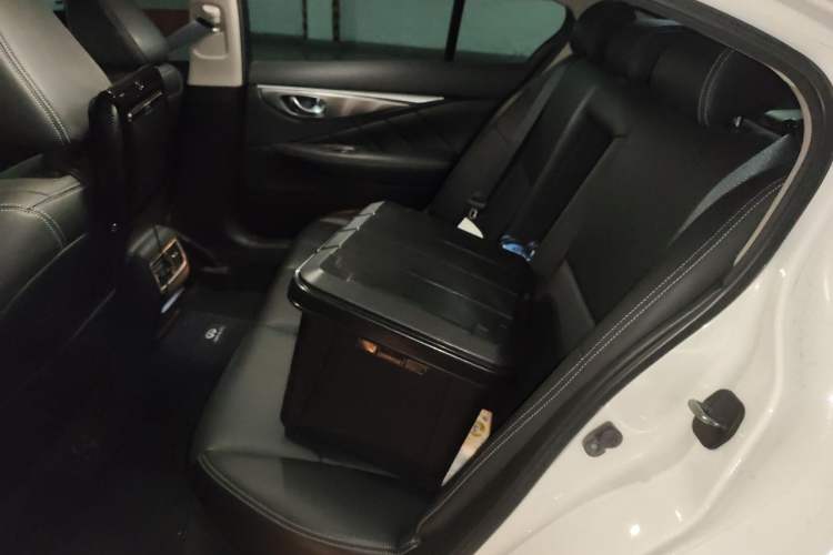 Used Infiniti Q50L 2015 2.0T Enjoyment Edition Left Rear Seat