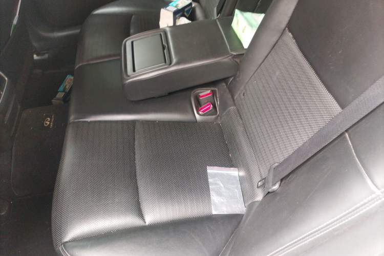 Used Infiniti Q50L 2015 2.0T Sport Edition Left Rear Seat