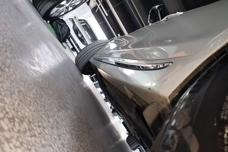 Used Infiniti Q50L 2015 2.0T Enjoyment Edition Left Side Sill