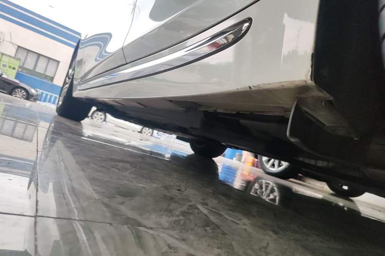 Used Infiniti Q50L 2015 2.0T Enjoyment Edition Left Side Sill