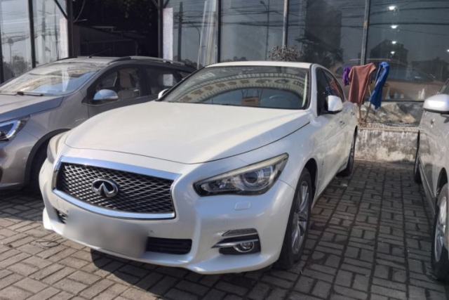Ojetý Infiniti Q50L 2015 2.0T Enjoyment Edition
