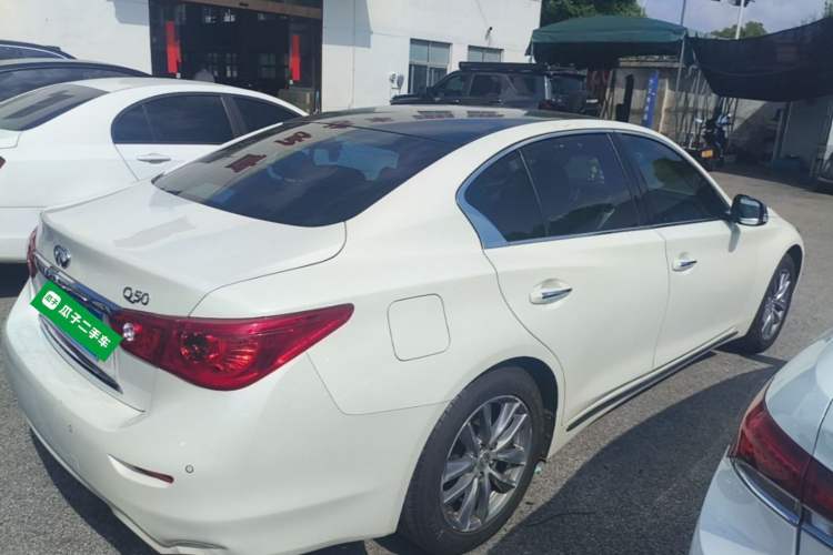 Used Infiniti Q50L 2015 2.0T Enjoyment Edition Rear Right 45 Deg