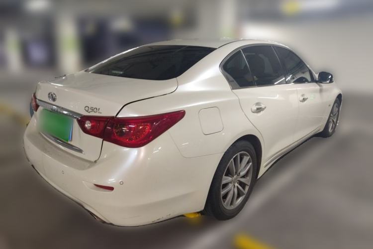 Used Infiniti Q50L 2015 2.0T Enjoyment Edition Rear Right 45 Deg