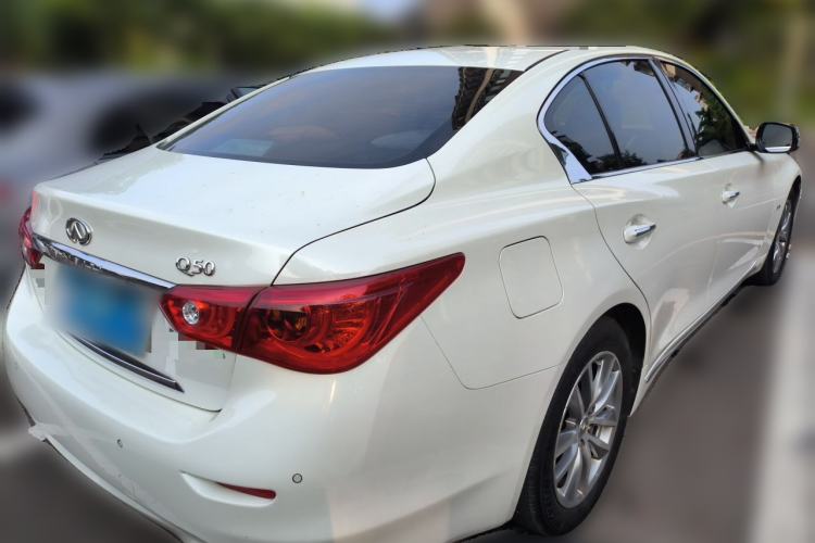 Used Infiniti Q50L 2015 2.0T Enjoyment Edition Rear Right 45 Deg