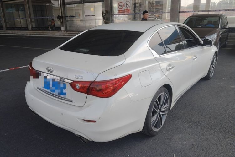 Used Infiniti Q50L 2015 2.0T Luxury Sport Edition Rear Right 45 Deg