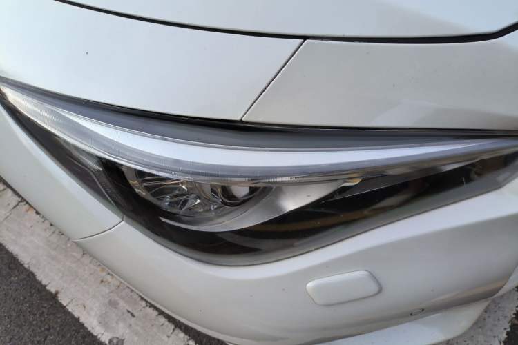 Used Infiniti Q50L 2015 2.0T Enjoyment Edition Right Front Headlight