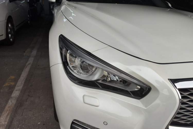 Used Infiniti Q50L 2015 2.0T Enjoyment Edition Right Front Headlight