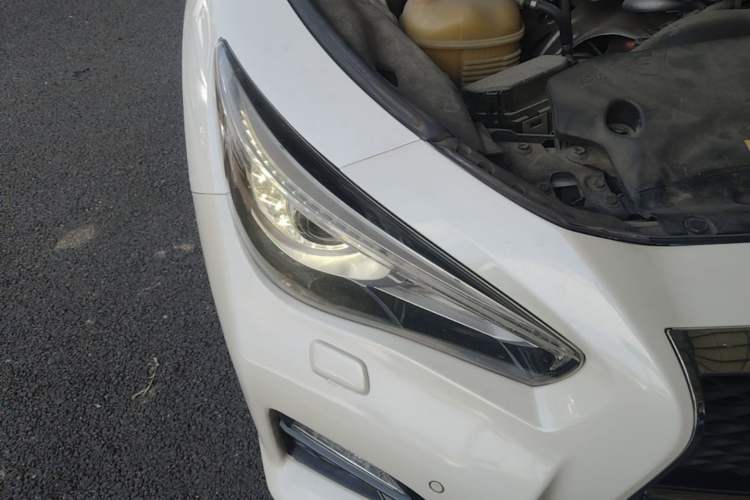 Used Infiniti Q50L 2015 2.0T Luxury Sport Edition Right Front Headlight