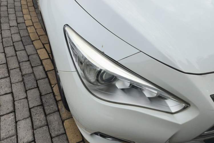 Used Infiniti Q50L 2015 2.0T Comfort Edition Right Front Headlight