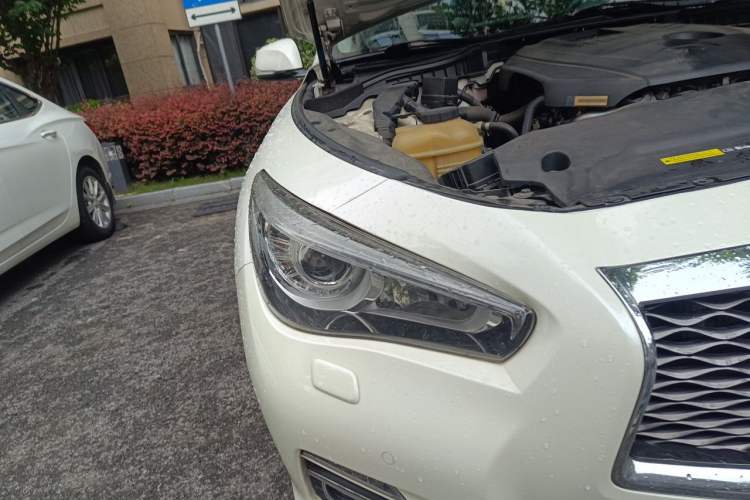 Used Infiniti Q50L 2015 2.0T Enjoyment Edition Right Front Headlight