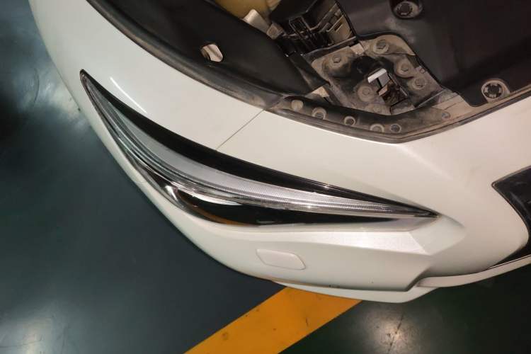 Used Infiniti Q50L 2015 2.0T Enjoyment Edition Right Front Headlight