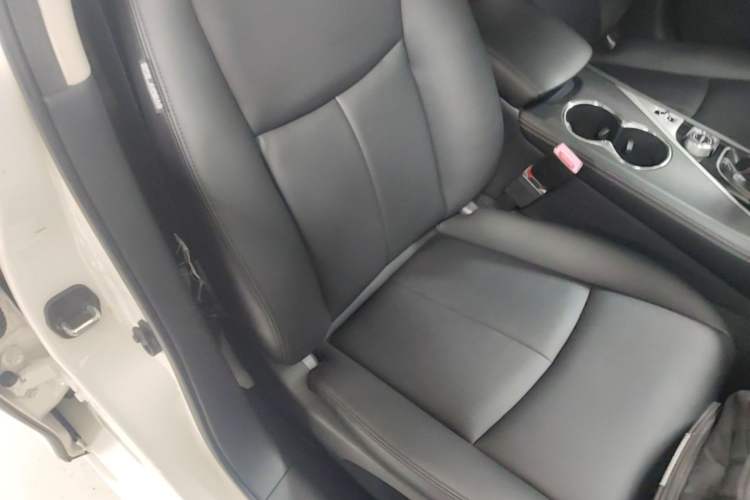 Used Infiniti Q50L 2015 2.0T Comfort Edition Right Front Seat