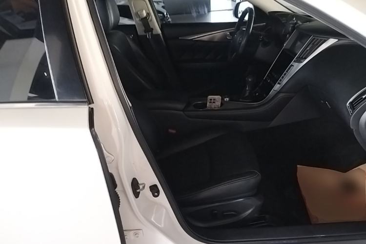 Used Infiniti Q50L 2015 2.0T Enjoyment Edition Right Front Seat