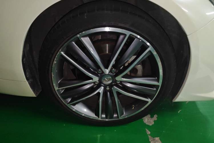 Used Infiniti Q50L 2015 2.0T Sport Edition Right Front Wheel Hub