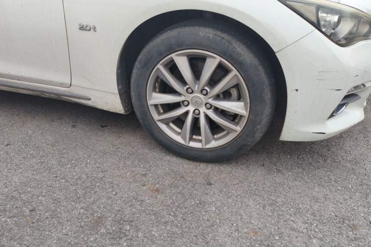 Used Infiniti Q50L 2015 2.0T Comfort Edition Right Front Wheel Hub