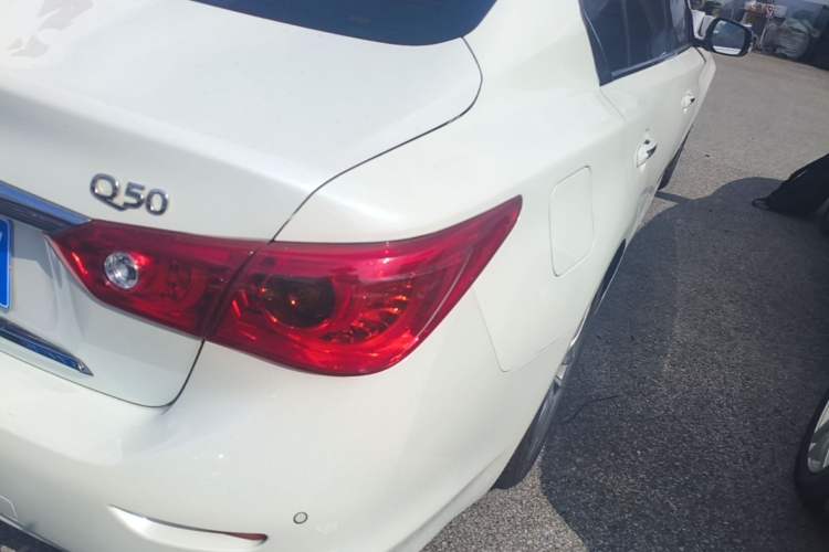 Used Infiniti Q50L 2015 2.0T Enjoyment Edition Right Rear Taillight