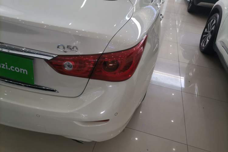 Used Infiniti Q50L 2015 2.0T Enjoyment Edition Right Rear Taillight