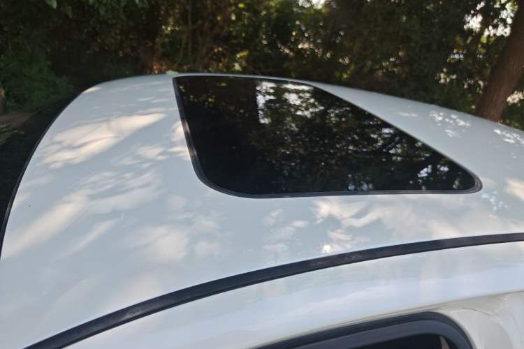 Used Infiniti Q50L 2015 2.0T Comfort Edition Roof