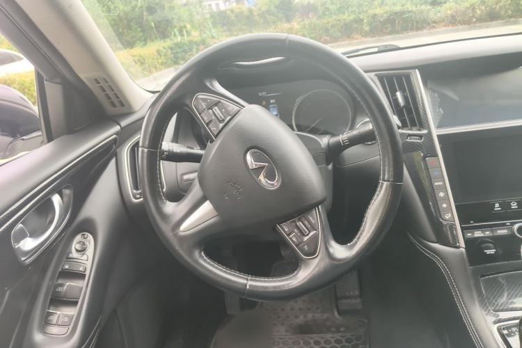 Used Infiniti Q50L 2015 2.0T Enjoyment Edition Steering Wheel