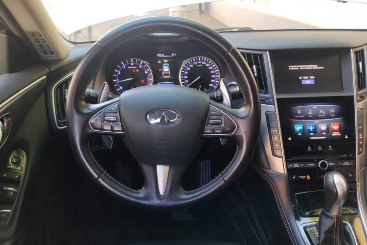 Used Infiniti Q50L 2015 2.0T Sport Edition Steering Wheel