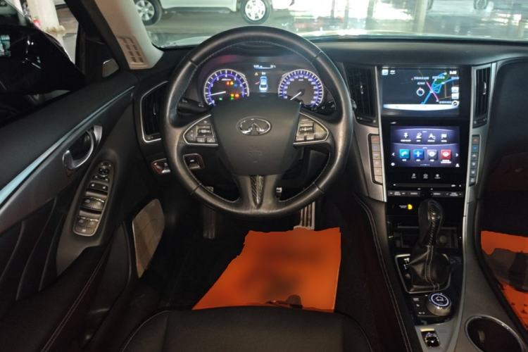 Used Infiniti Q50L 2015 2.0T Enjoyment Edition Steering Wheel