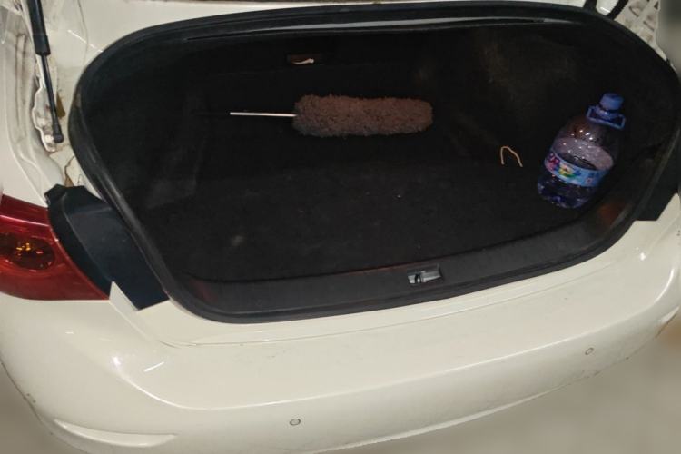 Used Infiniti Q50L 2015 2.0T Comfort Edition Trunk