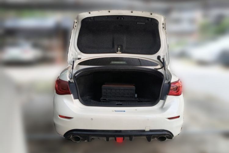 Used Infiniti Q50L 2015 2.0T Enjoyment Edition Trunk