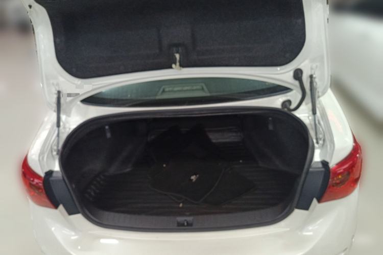 Used Infiniti Q50L 2015 2.0T Luxury Edition Trunk