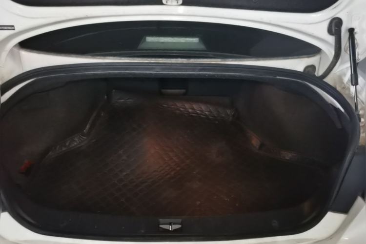 Used Infiniti Q50L 2015 2.0T Enjoyment Edition Trunk