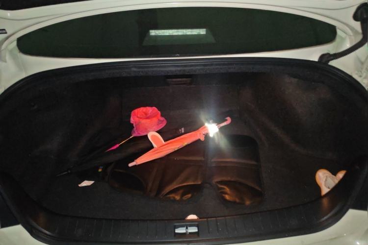 Used Infiniti Q50L 2015 2.0T Sport Edition Trunk