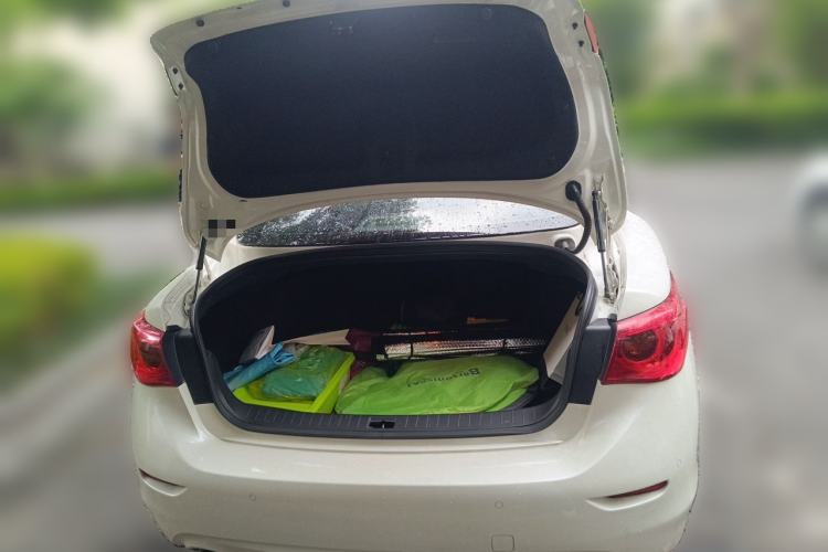 Used Infiniti Q50L 2015 2.0T Enjoyment Edition Trunk