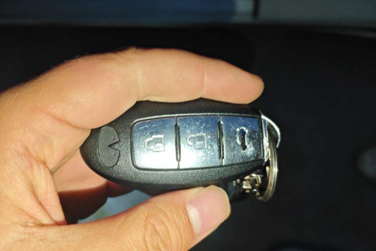 Used Infiniti Q50L 2015 2.0T Sport Edition Vehicle Key