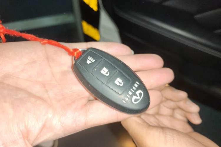 Used Infiniti Q50L 2015 2.0T Enjoyment Edition Vehicle Key