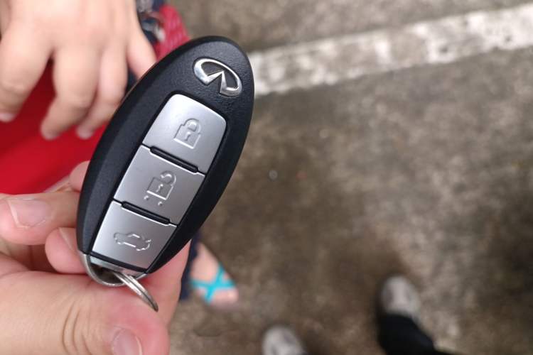 Used Infiniti Q50L 2015 2.0T Enjoyment Edition Vehicle Key