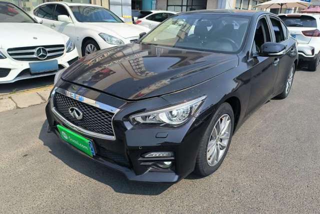Ojetý Infiniti Q50L 2016 2.0T Enjoyment Edition